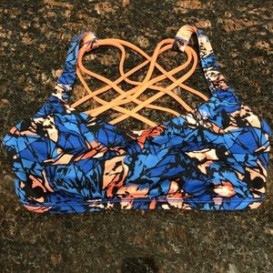 Lululemon Free To Be Bra